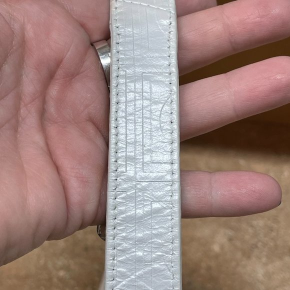 VINTAGE PINKY LEATHER Pearl White Leather Embossed Logo Chic Top Handle Eve Bag - Picture 6 of 12